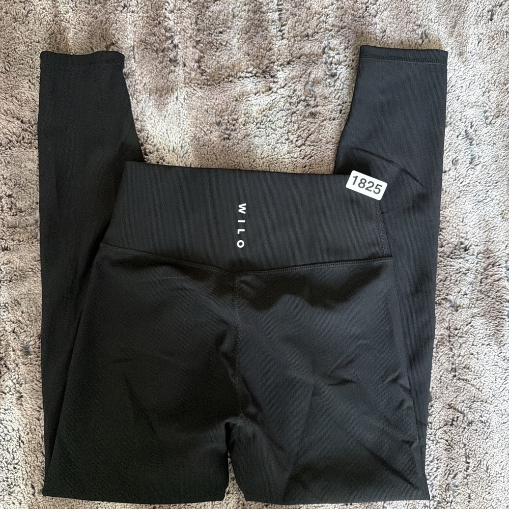 WILO The Label Black Ribbed High Waist Athletic Leggings Womens Size Medium 25"
